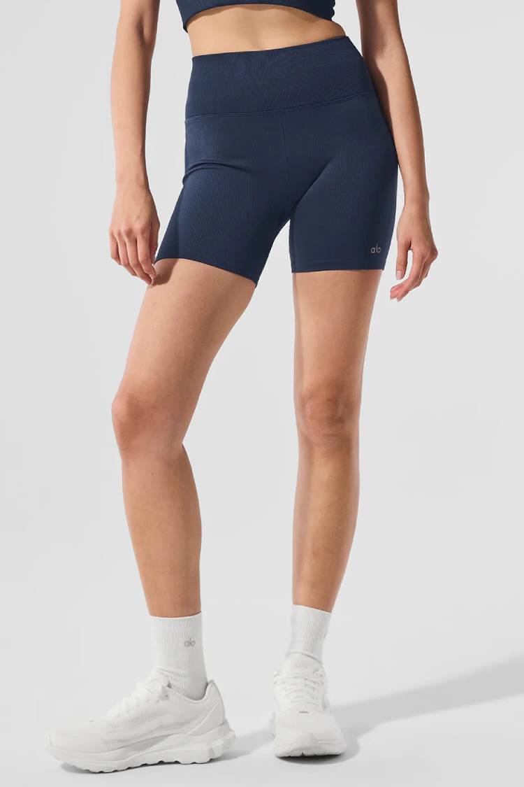 SEAMLESS RIBBED FAVORITE SHORT – ALO Indonesia