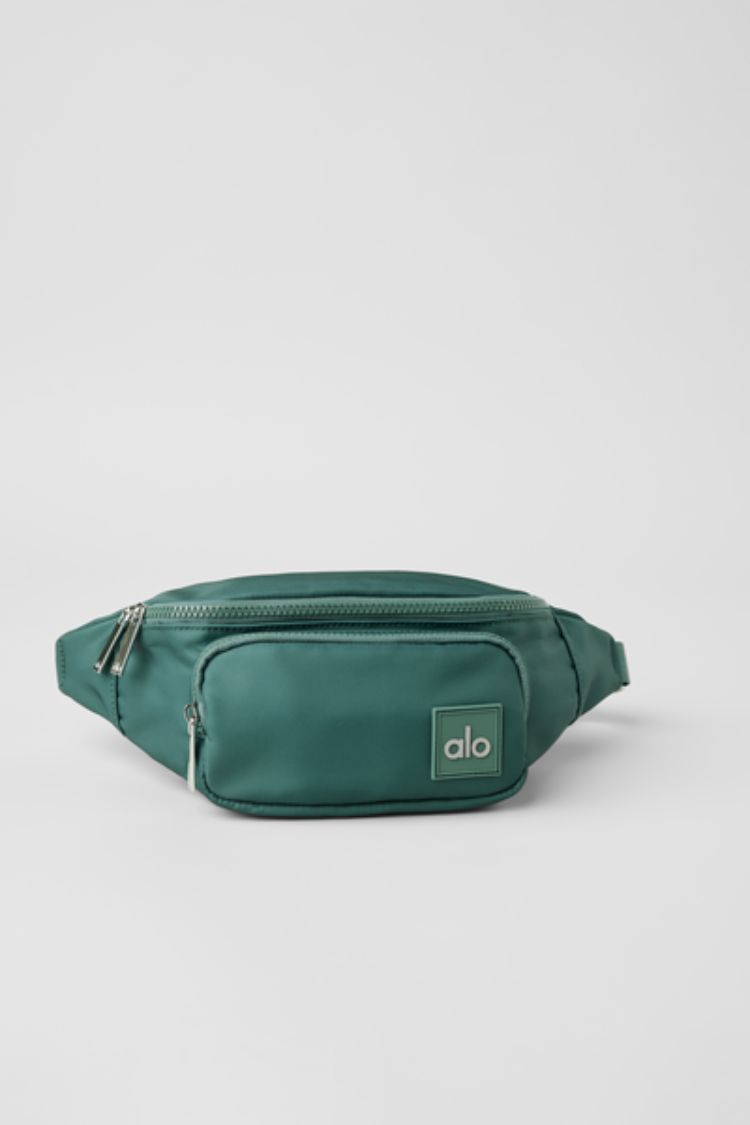 ★人気商品★【ALO Yoga】Explorer Fanny Pack / ボディバッグ 国内発*ALO Yoga EXPLORER FANNY PACK ボディバッグ 選べる2色
