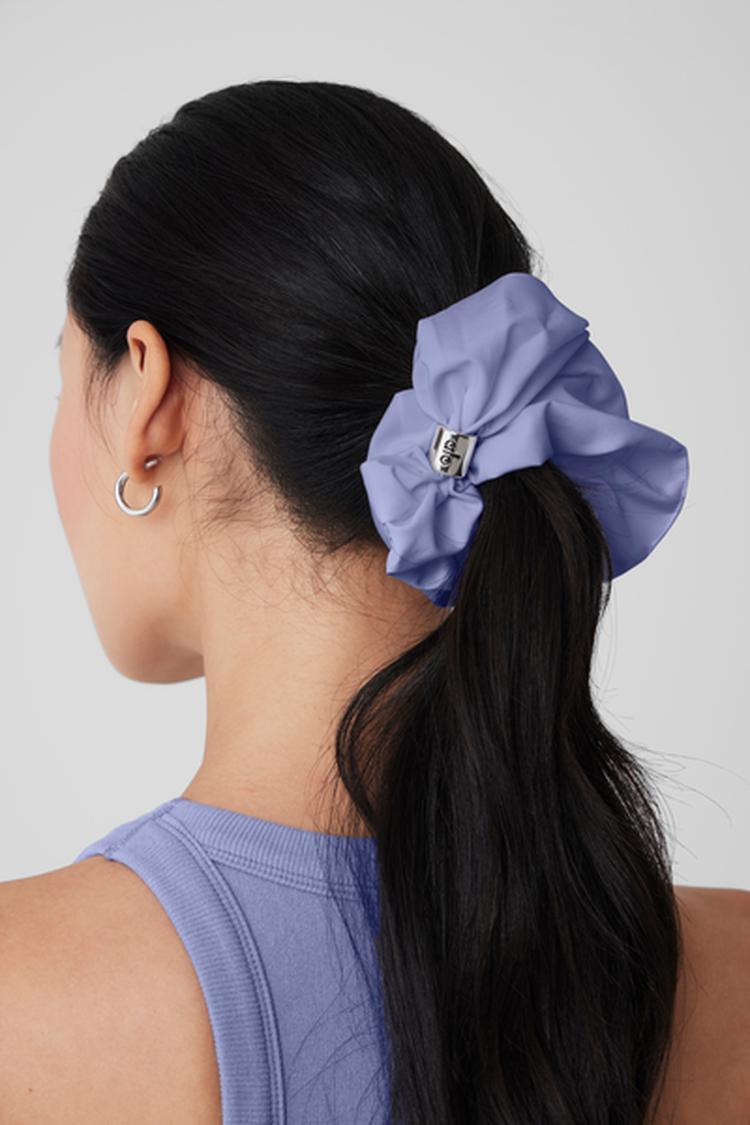 BEAD IT OVERSIZED SCRUNCHIE – Alo Yoga Indonesia