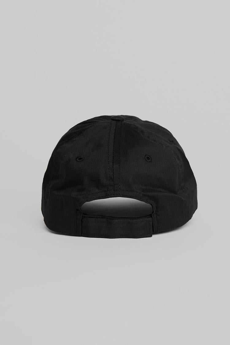 Satin Off-Duty Cap - Black | Alo Yoga
