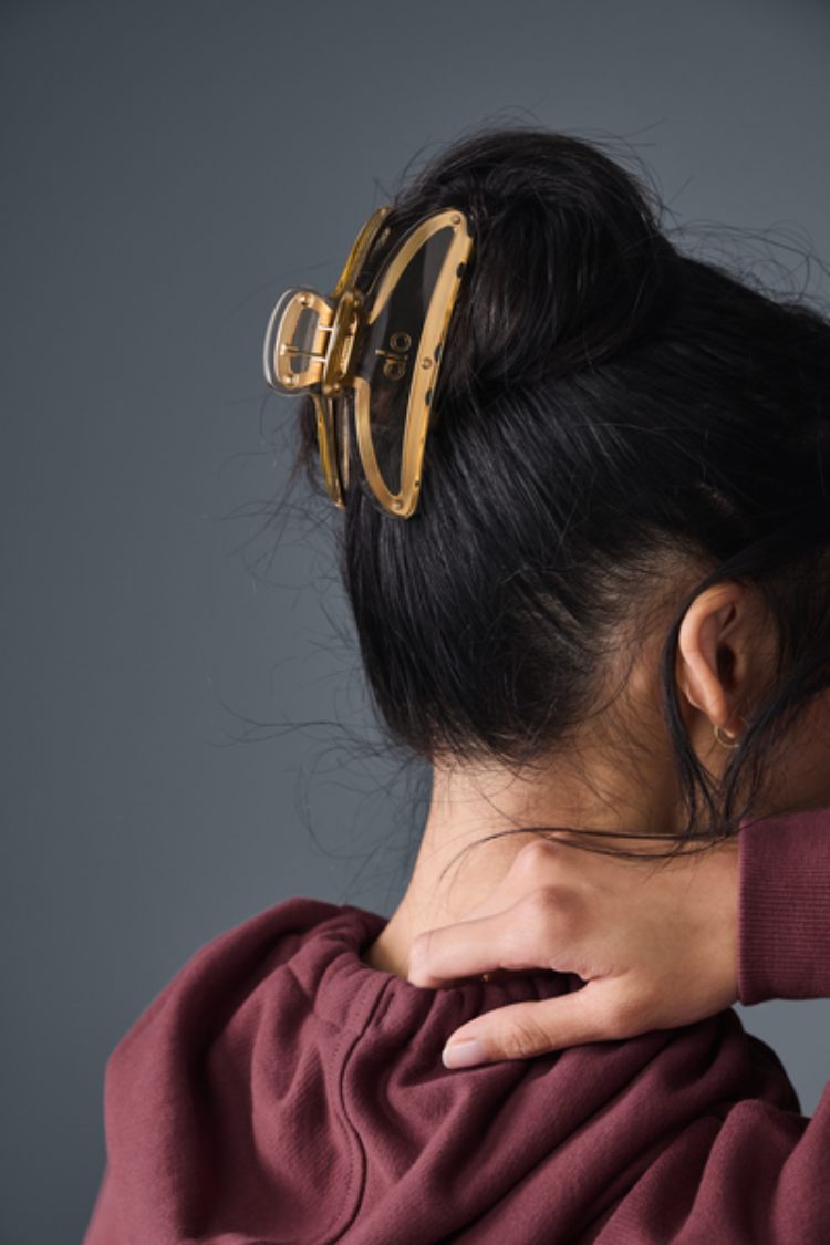 ACRYLIC ILLUSION CLAW CLIP – ALO Indonesia