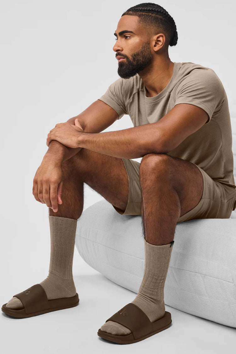 Socks and Slides | Alo Yoga Indonesia