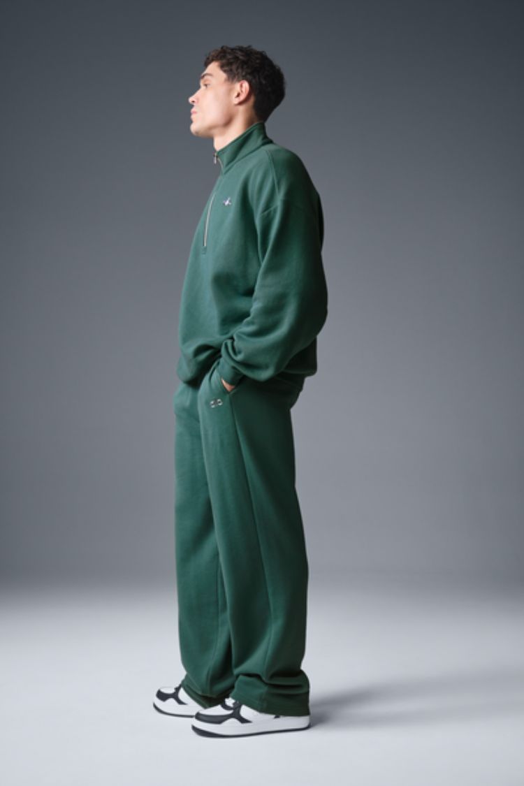 【可愛いショート丈】Alo Yoga ケーブルニッウィンターショート ウールショートパンツ|allureville OFFICIAL SITE / ONLINE SHOP