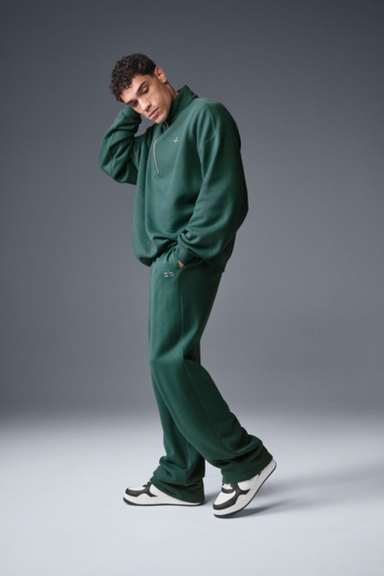 【ALO Yoga】☆ベストセラー☆ Accolade 1/4 Zip Pullover Accolade 1/4 Zip Pullover - Athletic Heather Grey | ALO
