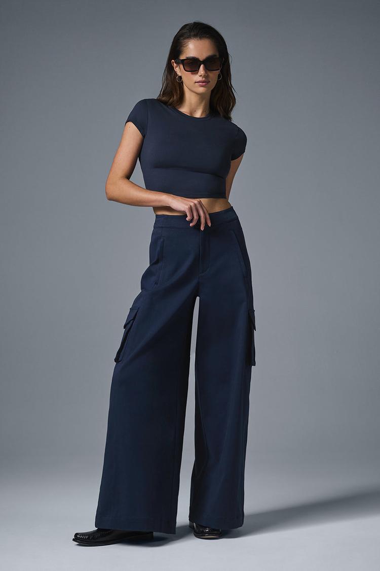 alo／Alosoft Crop Finesse Short Sleeve ALO YOGA | Alosoft Crop Finesse Short Sleeve Tee | Women