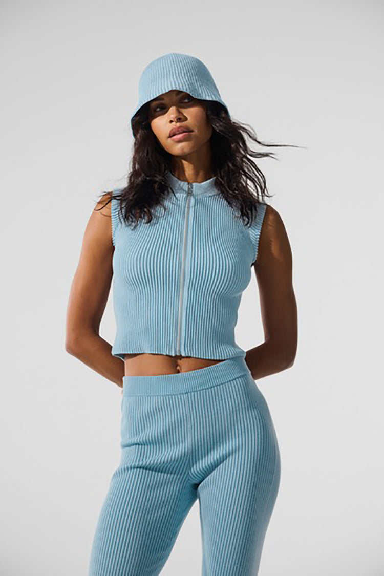 DENIM KNIT SLEEVELESS FULL ZIP TOP – Alo Yoga Indonesia