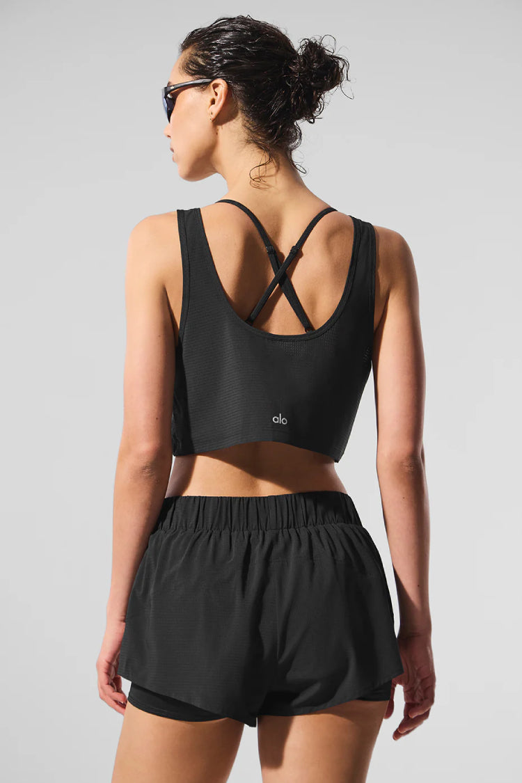 フィットネストップス \"ALO Yoga\" Cropped Sport Star Tank Cropped Sport Star Tank - Black | ALO