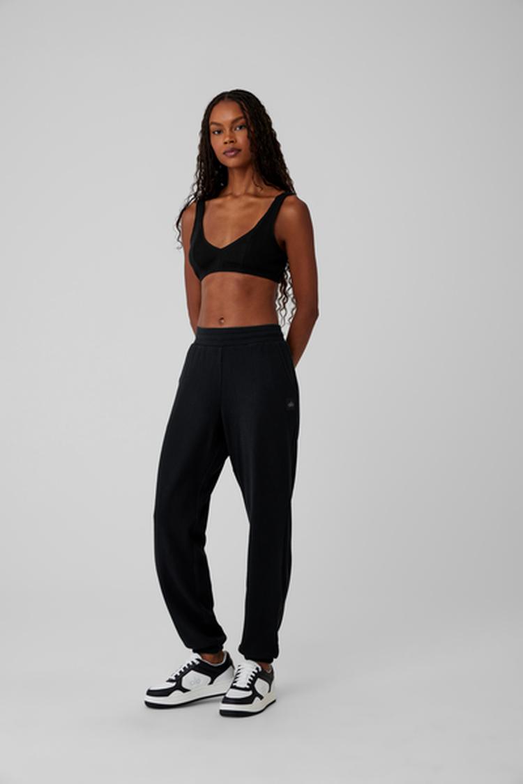 国内発送【Alo Yoga】Waffle Weekend Escape Jogger Waffle Weekend Escape Jogger - Ivory | ALO