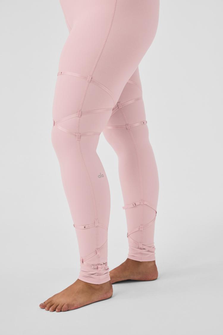 ALOSOFT HIGH-WAIST SPOTLIGHT LEGGING – Alo Yoga Indonesia