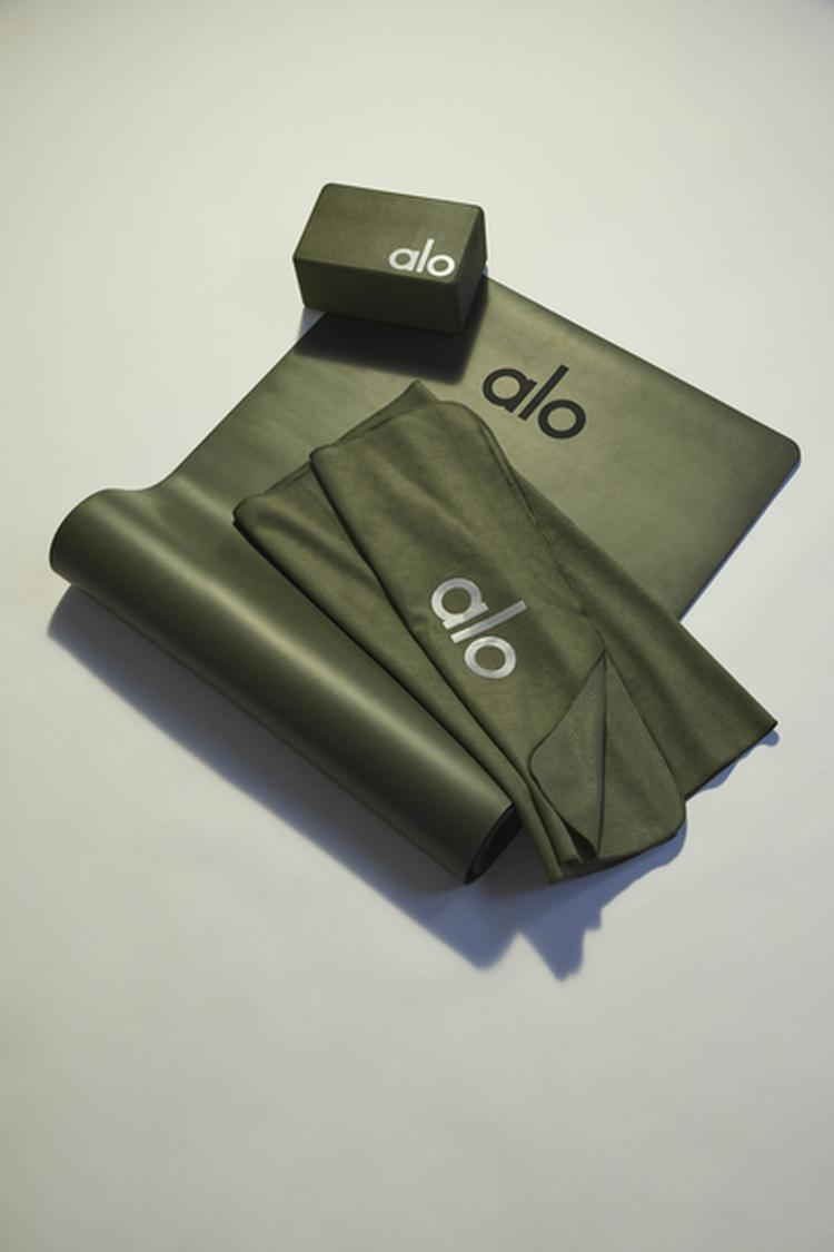 Warrior Yoga Mat | Yoga Accessories | Alo Yoga