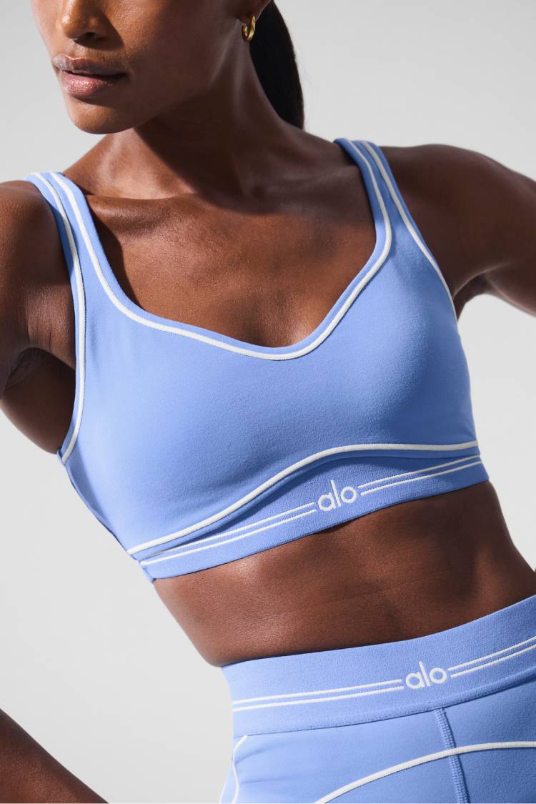 AIRBRUSH HEART THROB BRA – Alo Yoga Indonesia