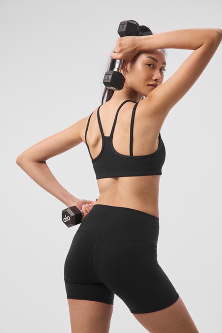 AIRLIFT RIBBED JUMP START V-NECK BRA – Alo Yoga Indonesia